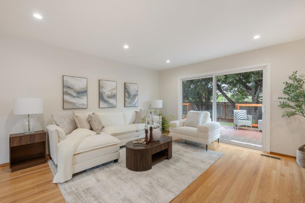 579 Arran Court