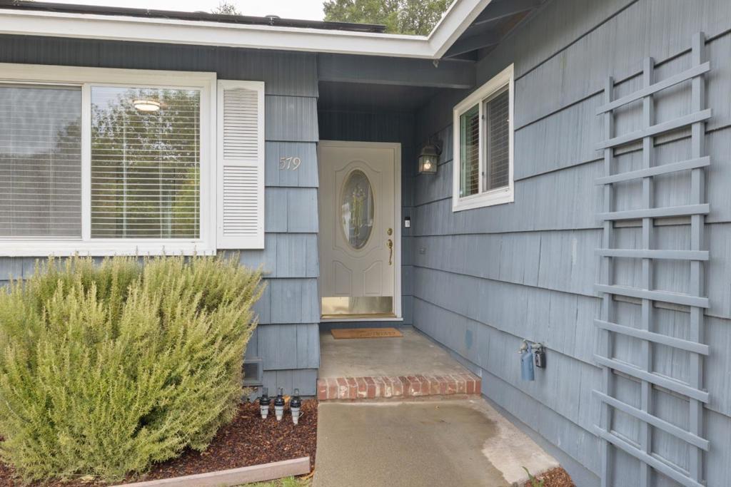 579 Arran Court