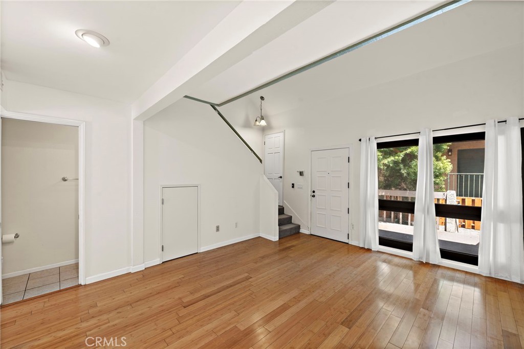 310 W Imperial Avenue 6