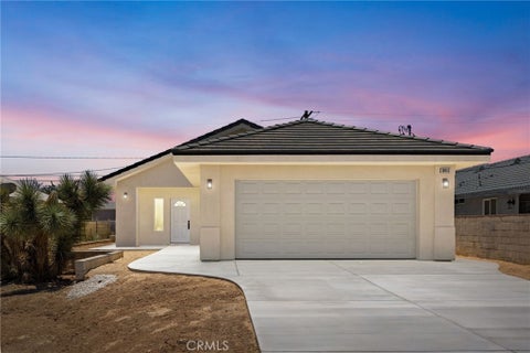 Photo of 16443 Pine Street, Hesperia, CA 92345 (MLS # CV26159279)