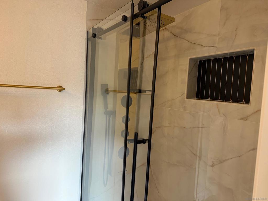 University City - Residential Lease