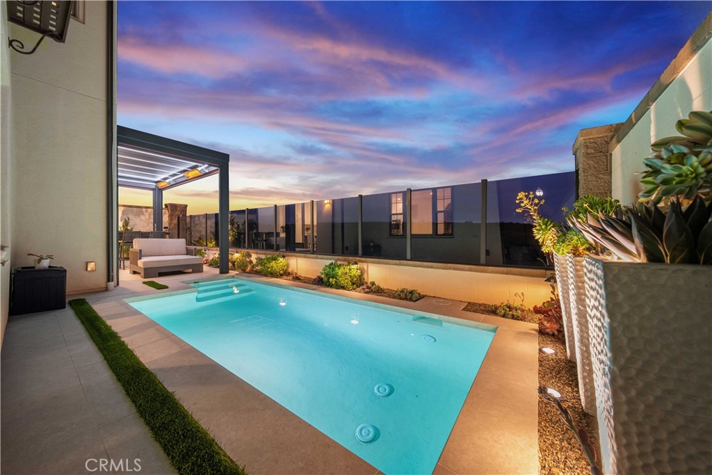 208 Canterbury