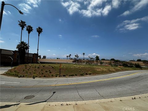 Photo of 1401 E Garvey Avenue S, West Covina, CA 91790 (MLS # WS25088391)