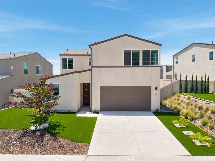 Photo 1 of 57 — 598 Meadowood, Fallbrook, CA 92028
