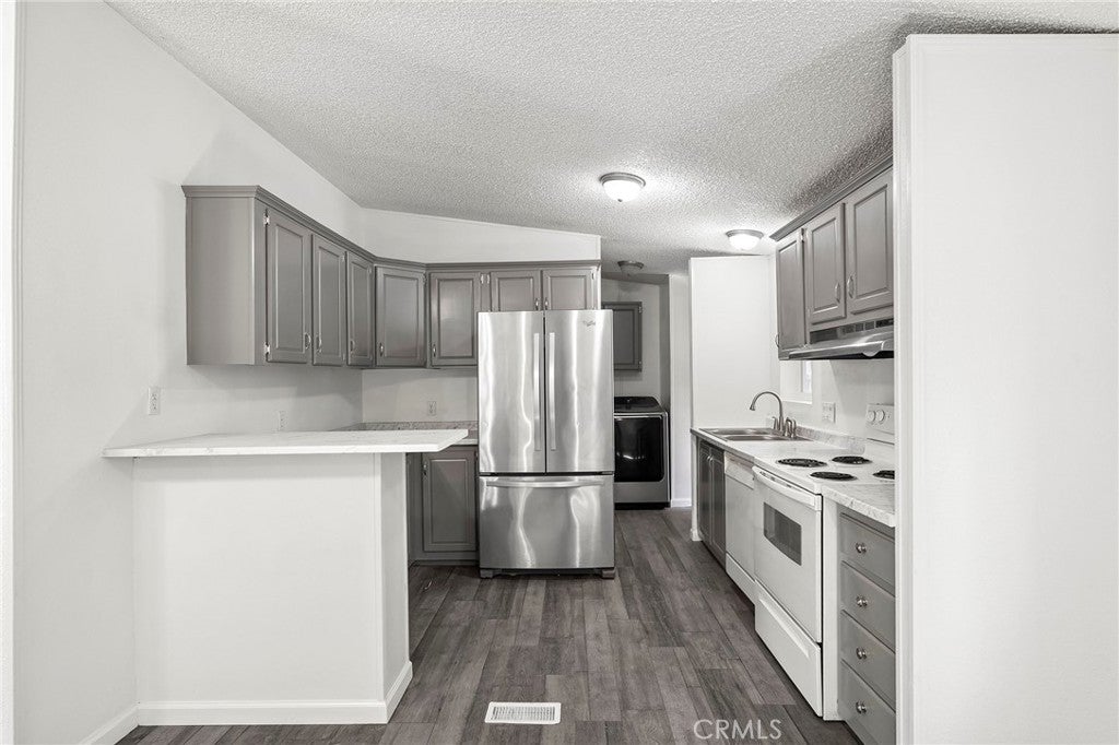 2920 Clark Road K8
