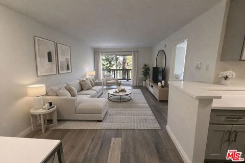 Photo of 525 S Ardmore Avenue #206, Los Angeles, CA 90020 (MLS # 26632259)