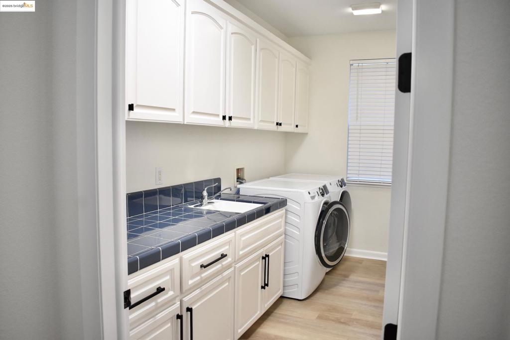 BRENTWOOD - Residential