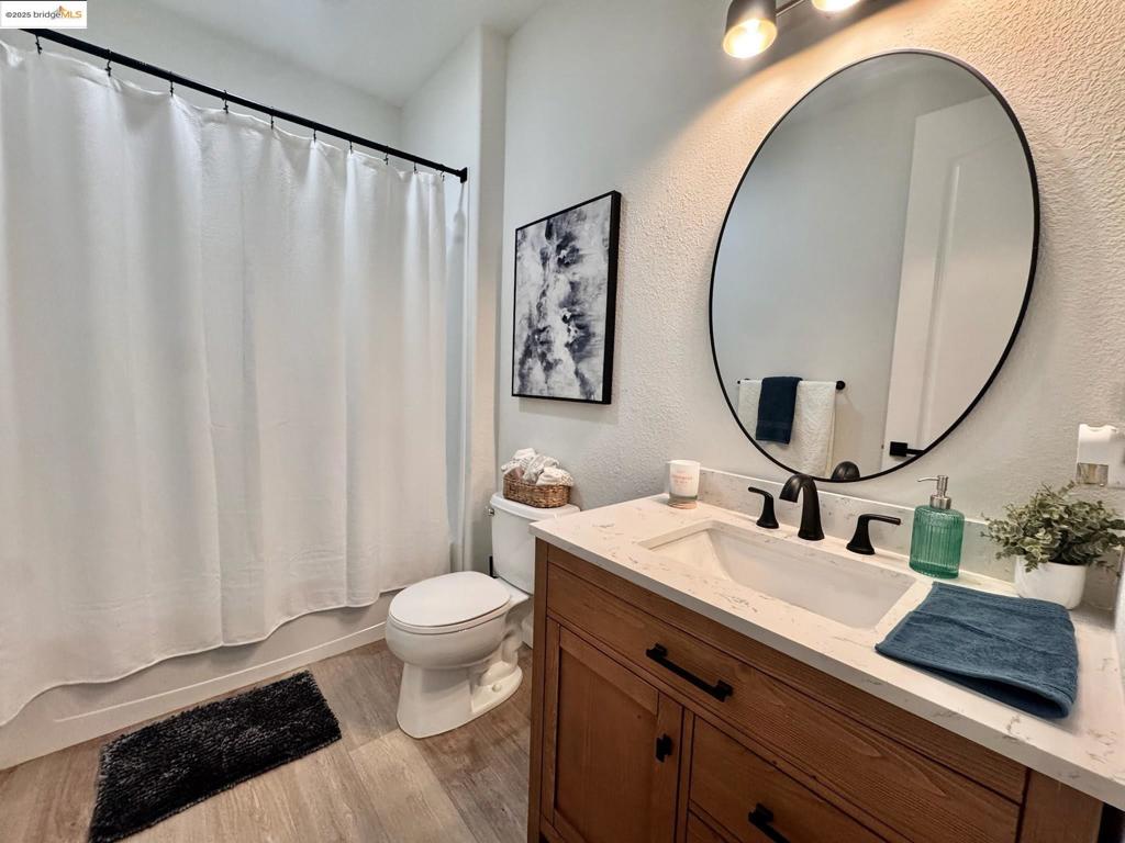 BRENTWOOD - Residential