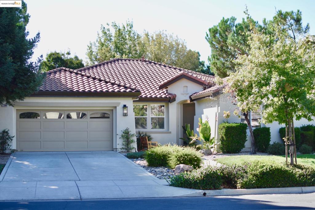 BRENTWOOD - Residential