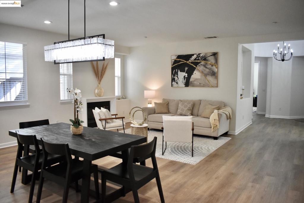 BRENTWOOD - Residential