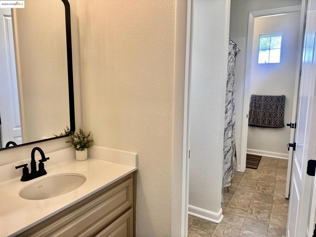BRENTWOOD - Residential