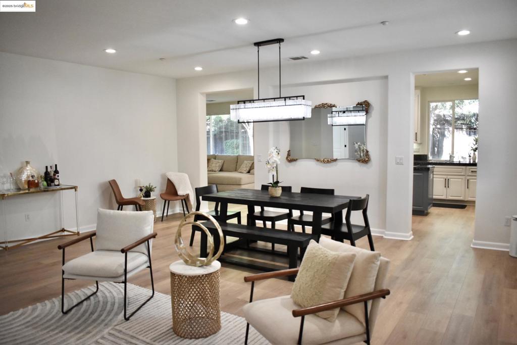 BRENTWOOD - Residential