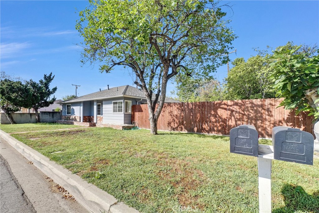 1611 S Fourth Avenue