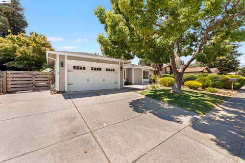 Photo of 548 Silverado Cir CIR, Fairfield, CA 94534 (MLS # 41144039)
