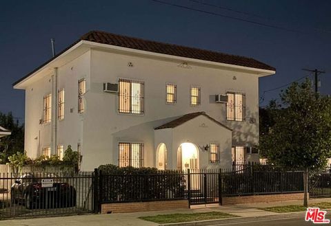Photo of 1046 S Kenmore Avenue, Los Angeles, CA 90006 (MLS # 26645087)