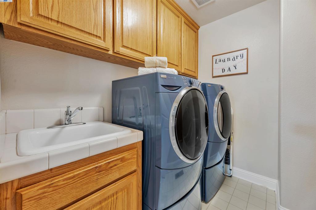 RELIEZ HIGHLANDS - Residential