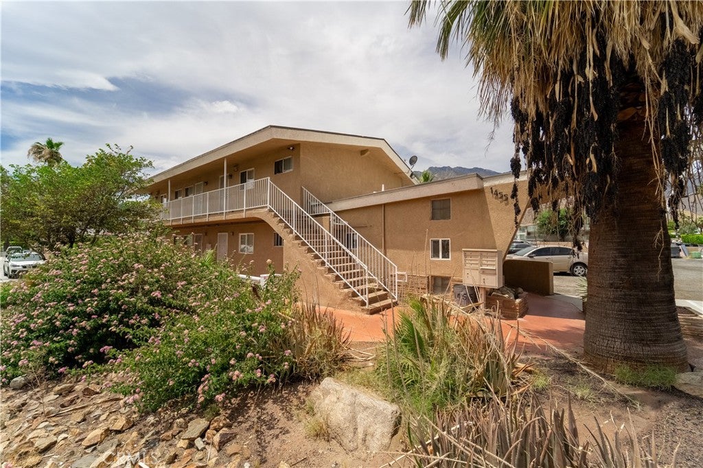 1433 1455 N Indian Canyon Drive