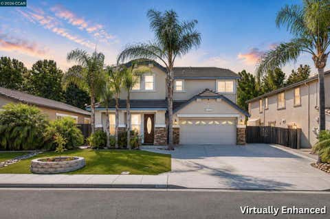 Photo of 19 Renoir Ct, Oakley, CA 94561 (MLS # 41143893)