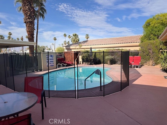 palm desert estates - Residential Lease