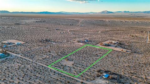 Photo of 65370 Brant Cross Road, Joshua Tree, CA 92252 (MLS # JT25092315)