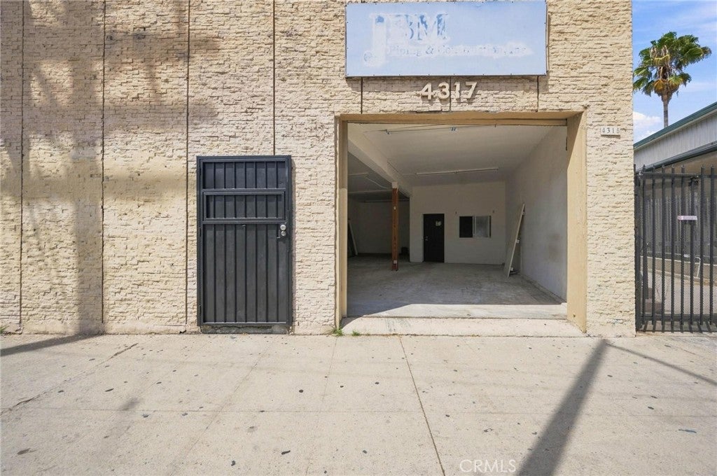 4315 W Pico Boulevard