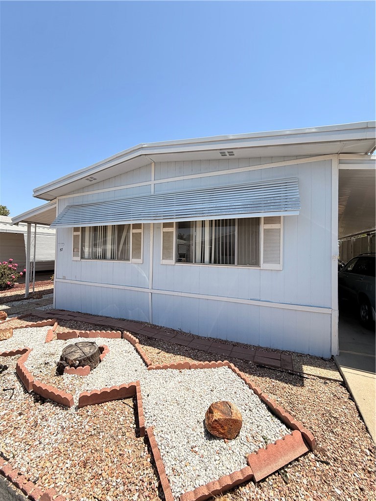 Photo 1 of 21 — 1525 Oakland 57, Hemet, CA 92543
