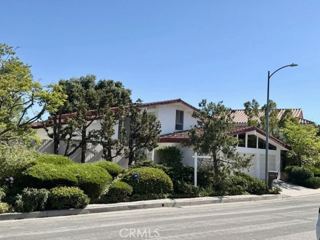 Photo of 2653 Cordelia Road, Los Angeles, CA 90049 (MLS # WS25177769)