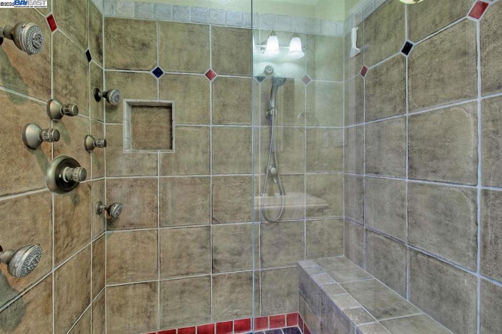 CRESTVIEW - Residential Lease