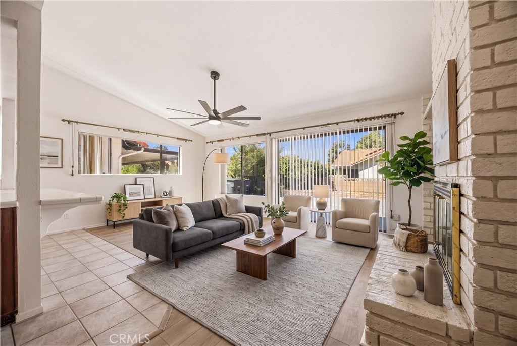 2234 Redwood Drive