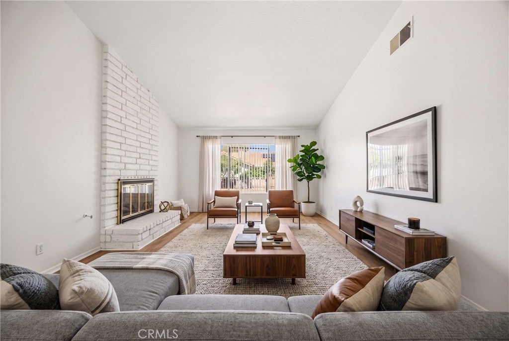 2234 Redwood Drive