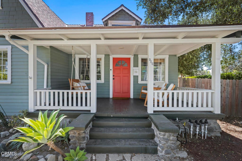 956 E Villa Street, Pasadena CA 91106
