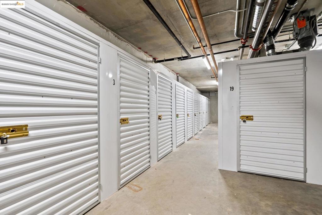 NOB HILL - Residential