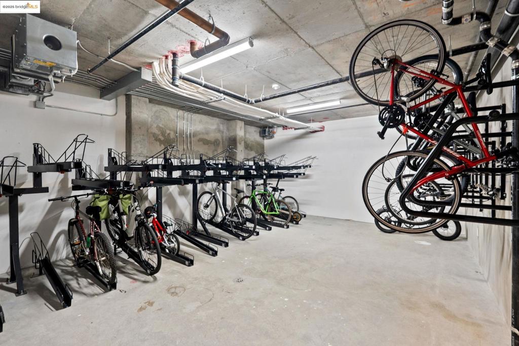 NOB HILL - Residential