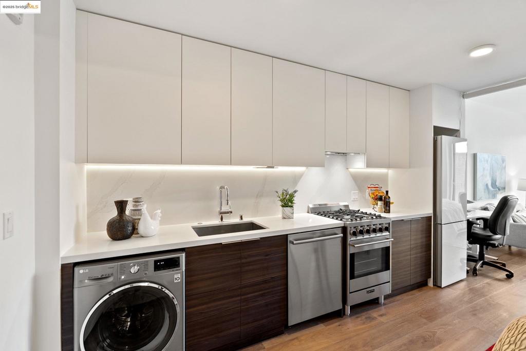 NOB HILL - Residential