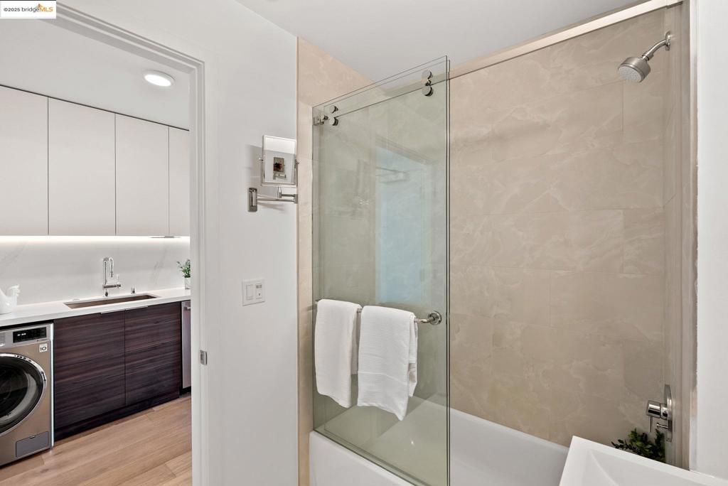 NOB HILL - Residential