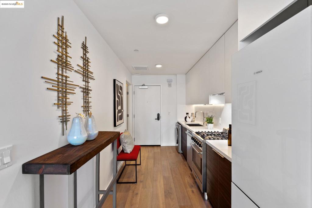 NOB HILL - Residential