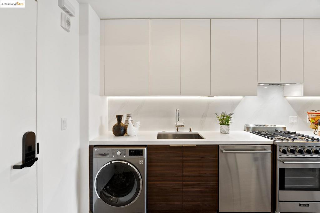 NOB HILL - Residential