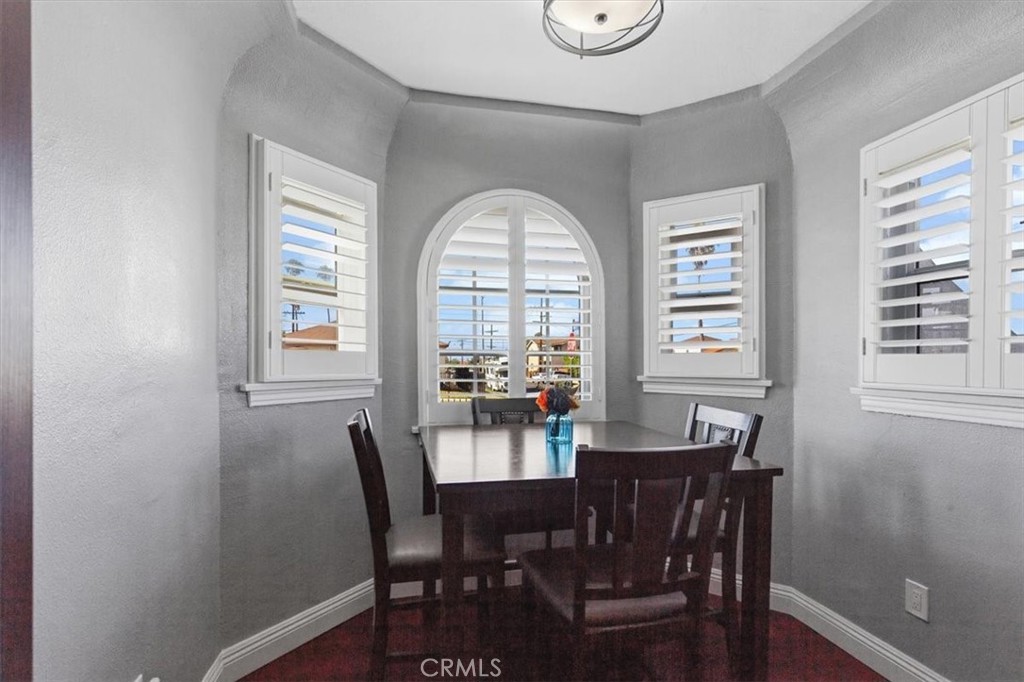1600 W 80th Street