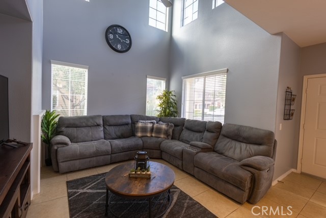 356 W Mountain Holly