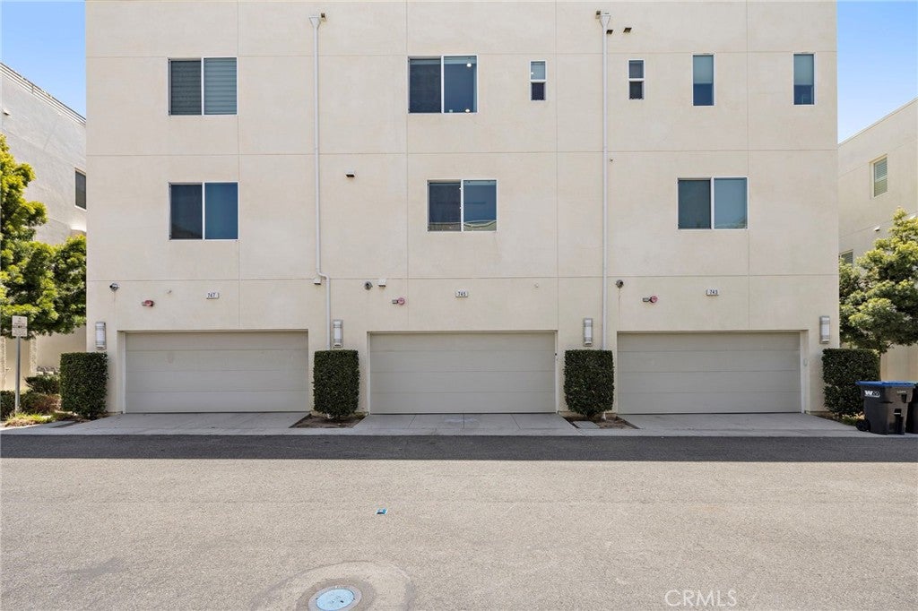 745 Beacon, Irvine CA 92618 - Photo 31