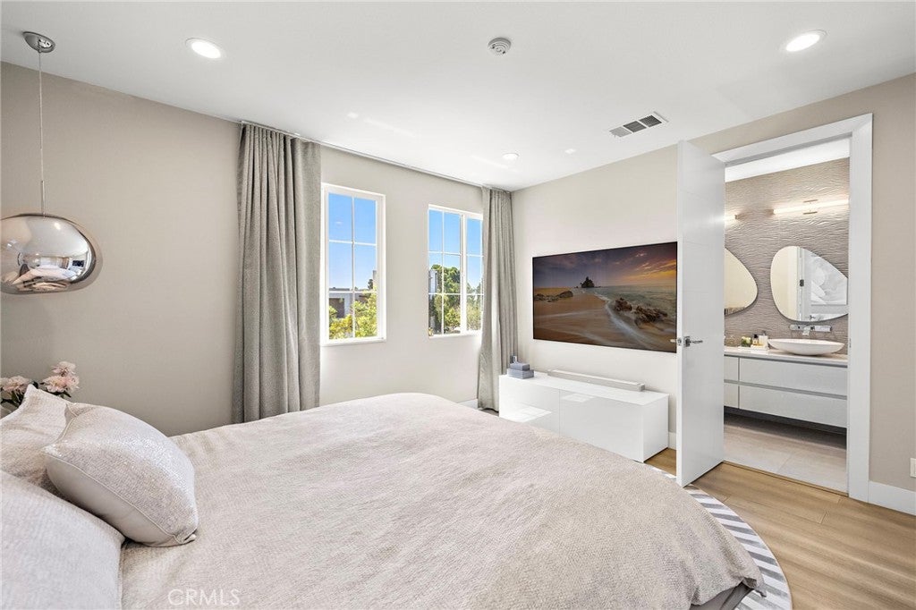 745 Beacon, Irvine CA 92618 - Photo 30
