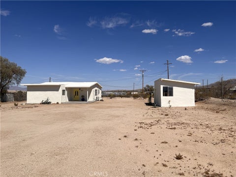 Photo of 6857 Split Rock AVE, 29 Palms, CA 92277 (MLS # JT26174629)