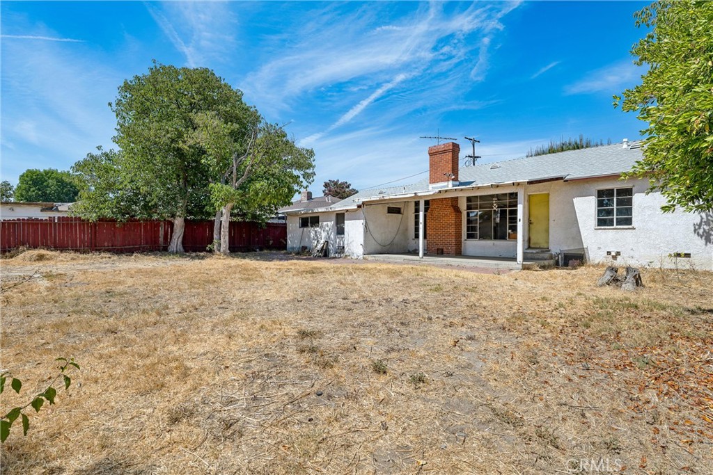 8557 Remick
