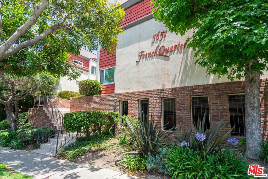 Photo of 5651 Sumner Way #206, Culver City, CA 90230 (MLS # 25625279)