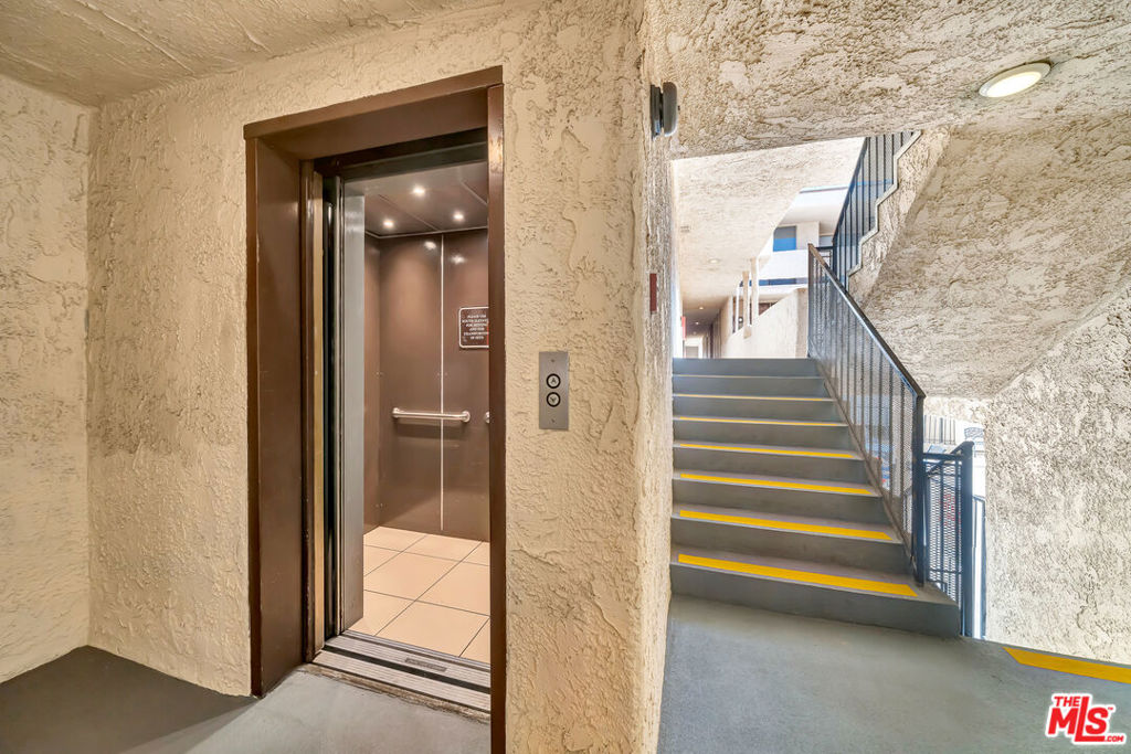 125 N Allen Avenue 115