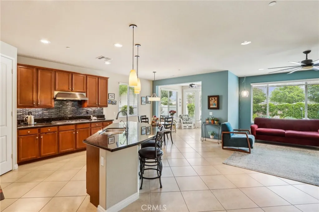 Hemet, California 92545, United States, 2 Bedrooms Bedrooms, ,2 BathroomsBathrooms,Residential,Active,126252