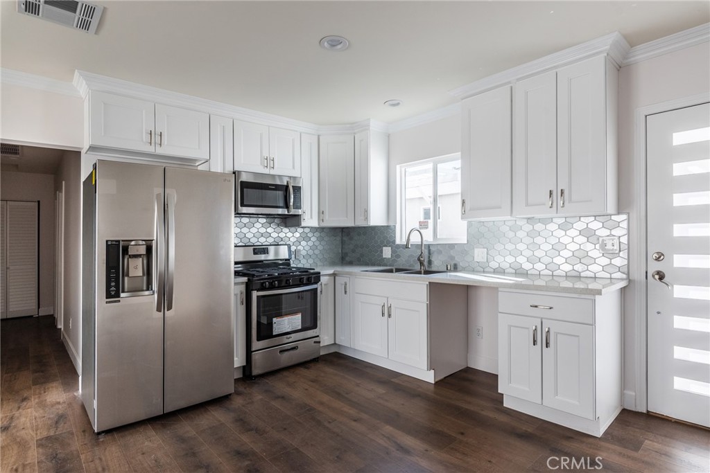 Not Applicable-105 - Residential Lease