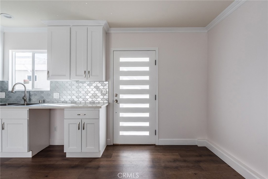 Not Applicable-105 - Residential Lease