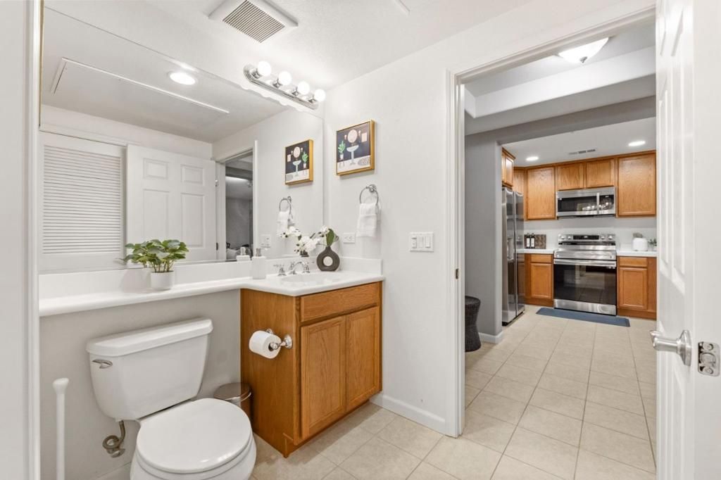 listing image 130723700242615884773