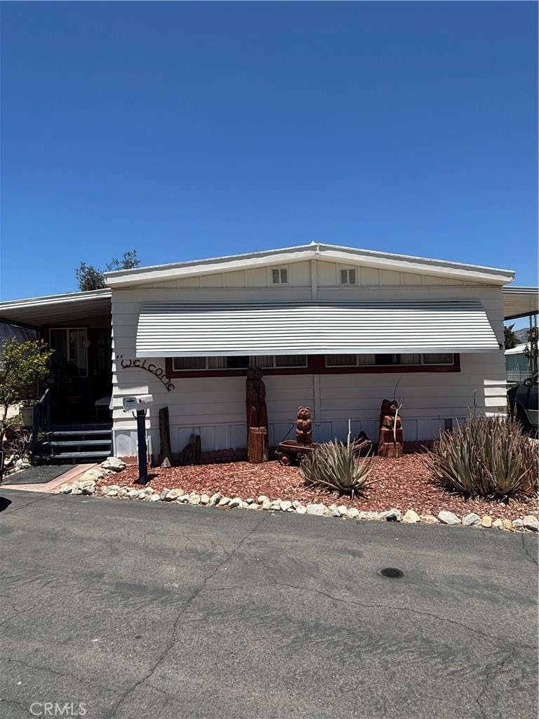 Photo 1 of 17 — 44725 Florida 70, Hemet, CA 92544